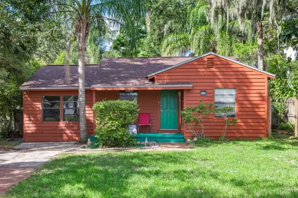 8006 N Temple Place, TAMPA, FL 33617