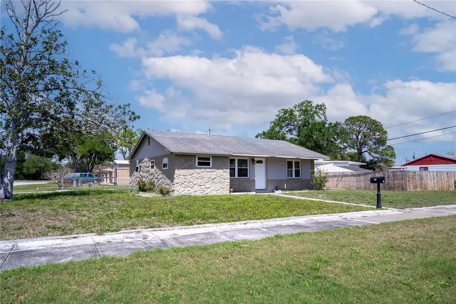 701 61st Avenue Ne, Saint Petersburg, FL 33703 - #3