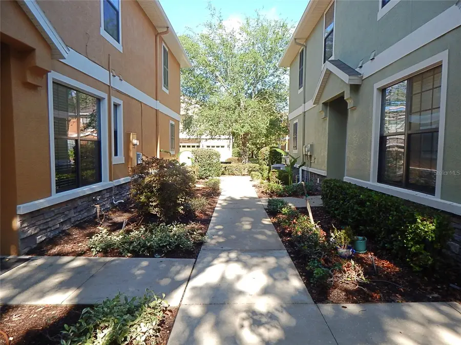 5716 Kingletsound Place, Lithia, FL 33547 - #2