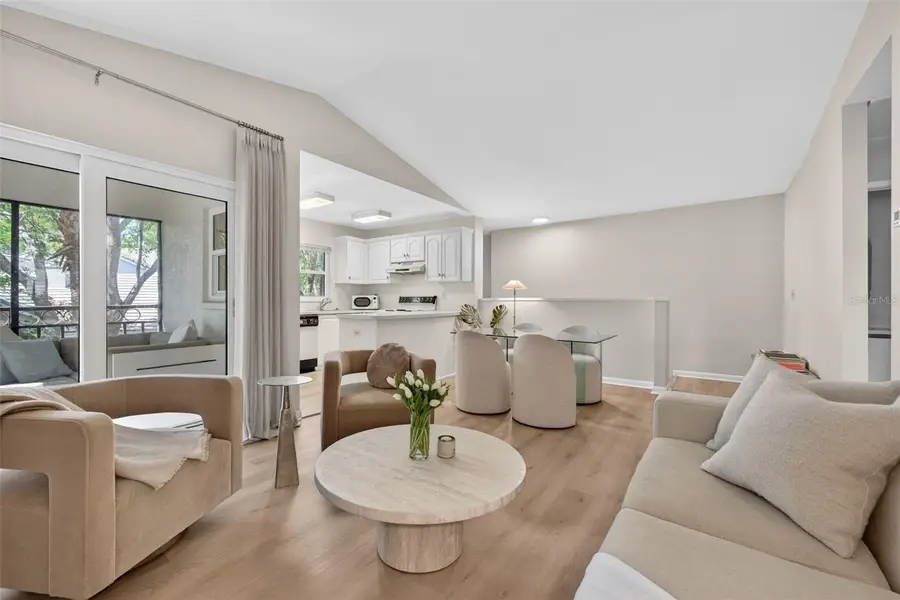 492 Santa Cruz Place Ne #E, Saint Petersburg, FL 33703 - #3