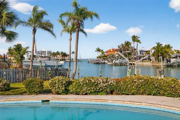 3103 Wedgewood Drive, BELLEAIR BEACH, FL 33786