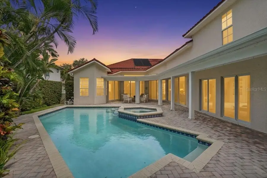 860 Sand Pine Drive Ne, Saint Petersburg, FL 33703 - #3