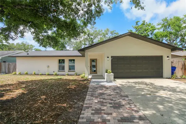 11492 93rd Street, LARGO, FL 33773