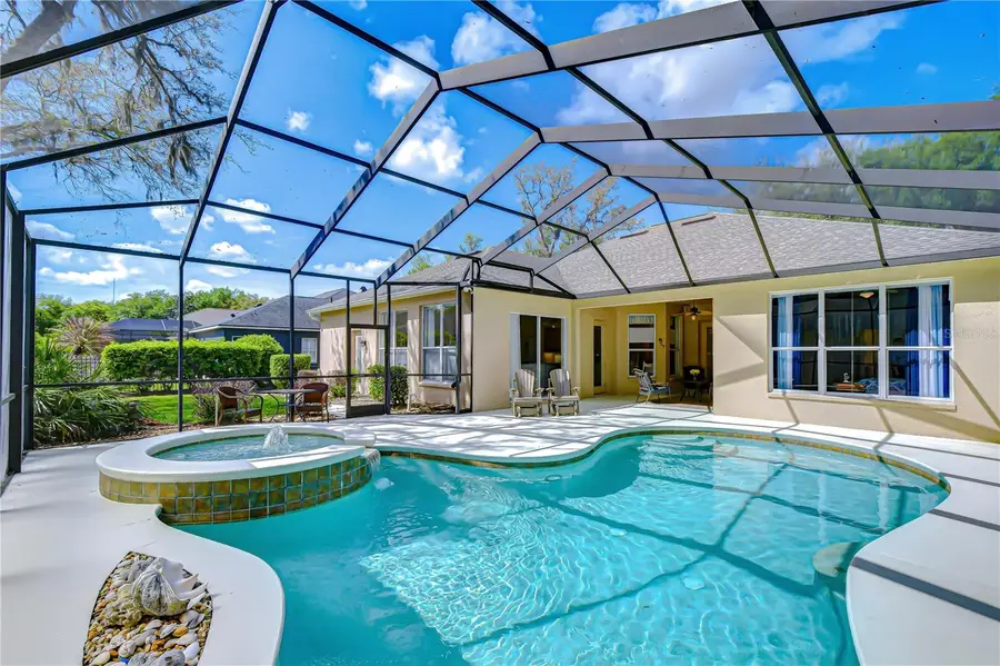 5725 Eaglemount Circle, Lithia, FL 33547 - #2