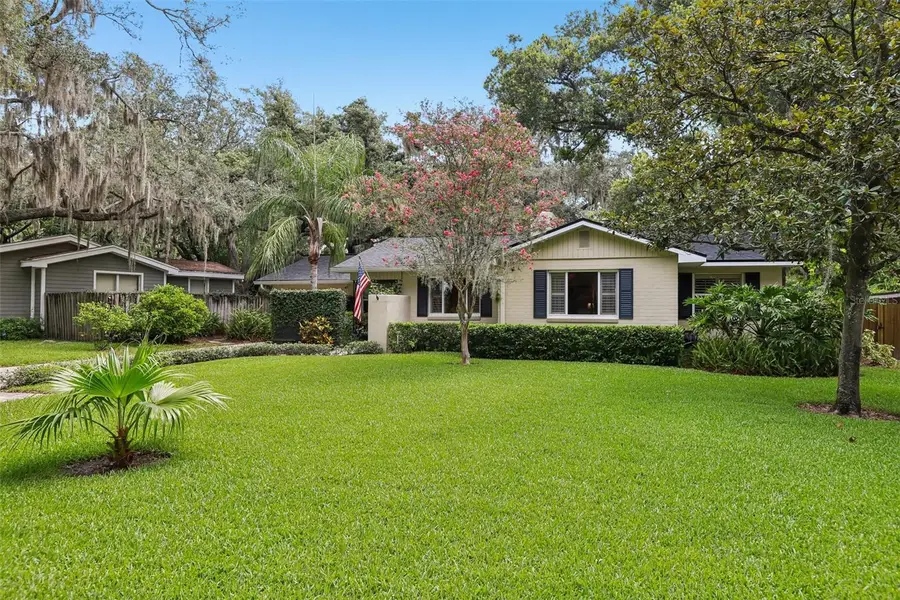 204 S Burlingame Avenue, Temple Terrace, FL 33617 - #2