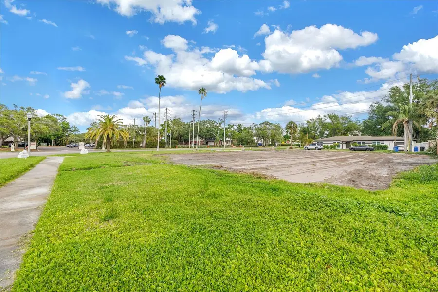 515 Snell Isle Boulevard Ne, Saint Petersburg, FL 33704 - #3