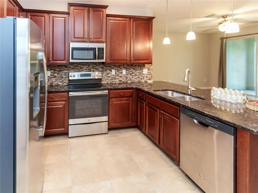 623 53rd Ave N, Saint Petersburg, FL 33703 - #3