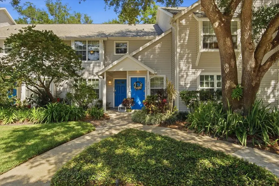 3213 Valley Oaks Drive, Tampa, FL 33618 - #3