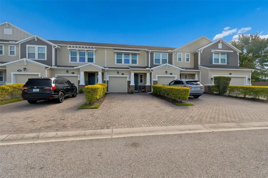 2064 Lake Waters Pl, Lutz, FL 33558 - #3