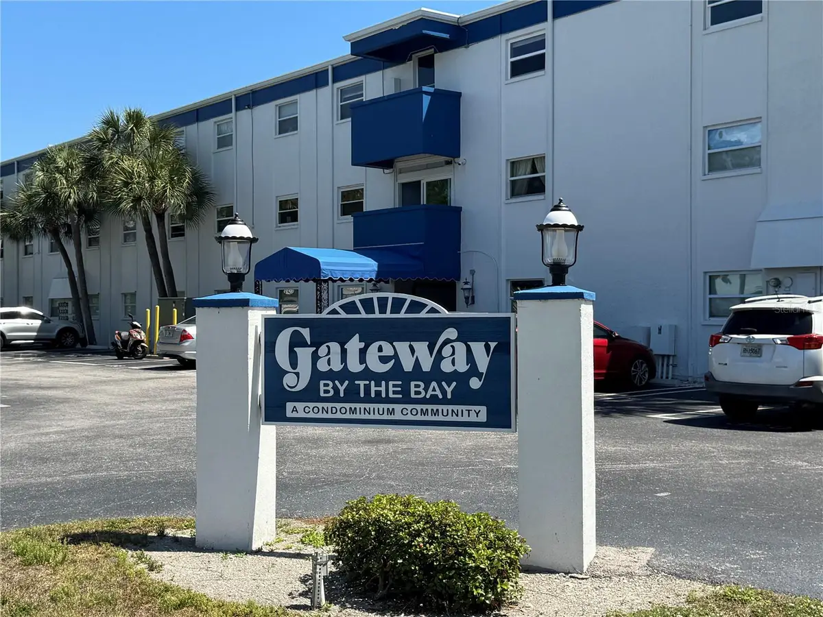 350 79th Avenue N #330, Saint Petersburg, FL 33702 - #1