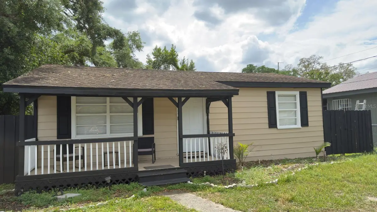 2109 E Navajo Avenue, Tampa, FL 33612 - #1