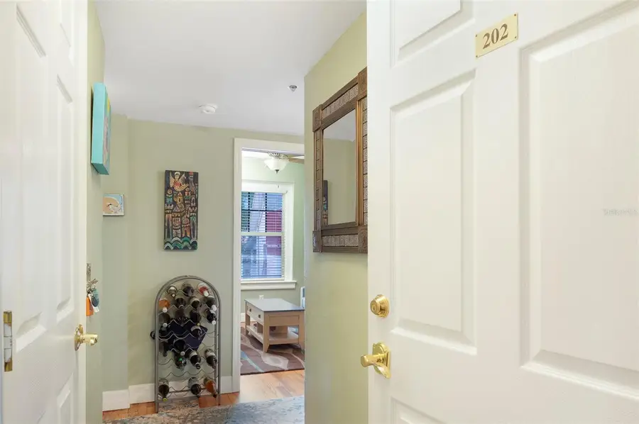 219 4th Avenue N #202, Saint Petersburg, FL 33701 - #2