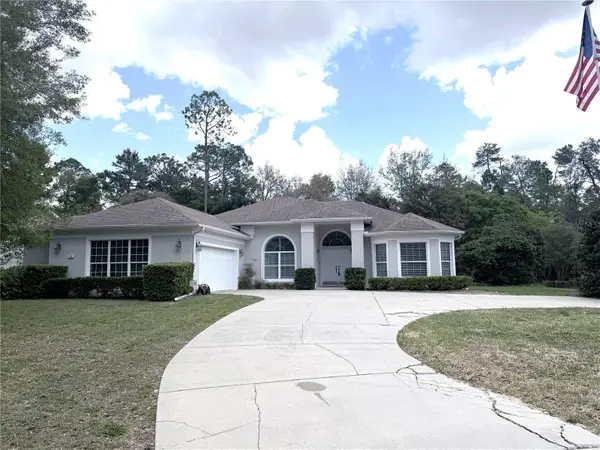 13 Oak Village Boulevard S, HOMOSASSA, FL 34446