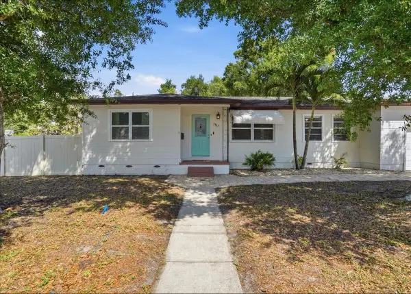 3337 16th Street N, ST PETERSBURG, FL 33704