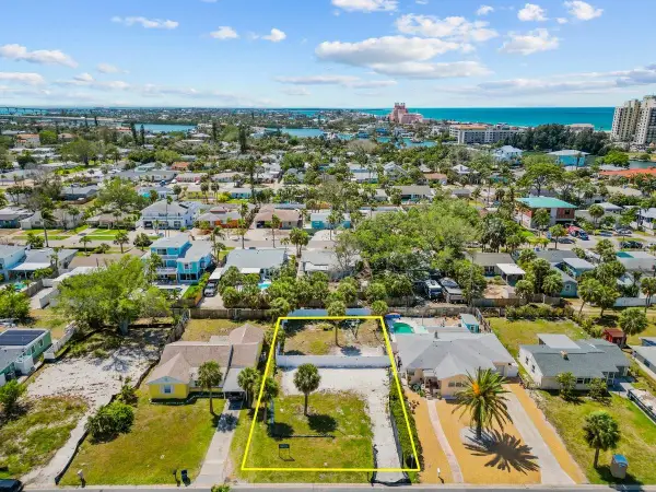 229 44th Avenue, ST PETE BEACH, FL 33706