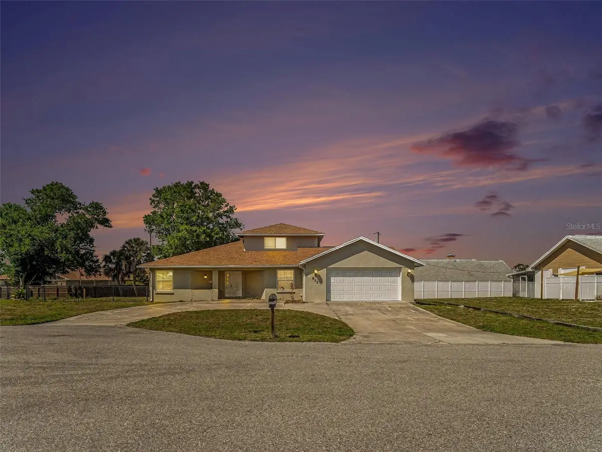 822 Diane Circle, Englewood, FL 34223 - #1