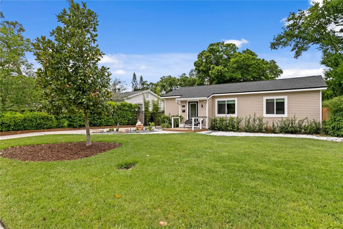 735 40th Avenue N, Saint Petersburg, FL 33703 - #1