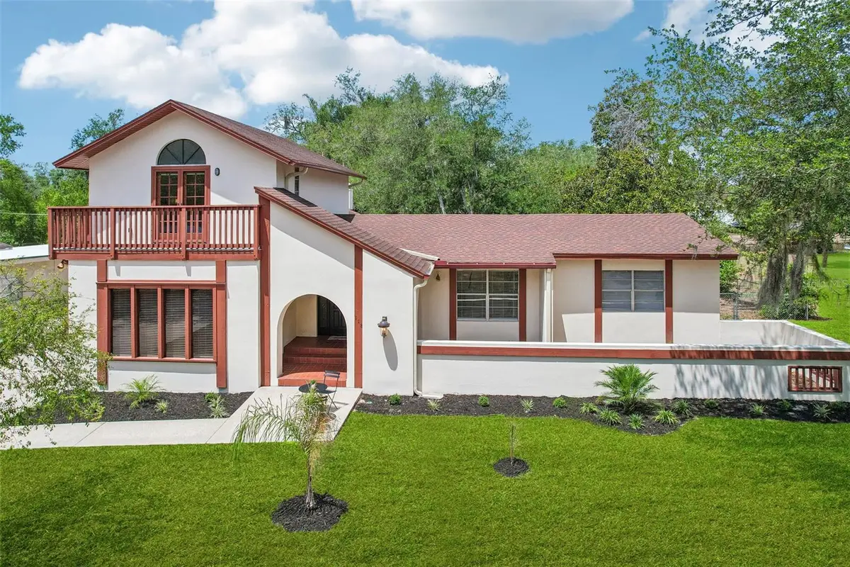 118 N Greenfield Avenue, Temple Terrace, FL 33617 - #1