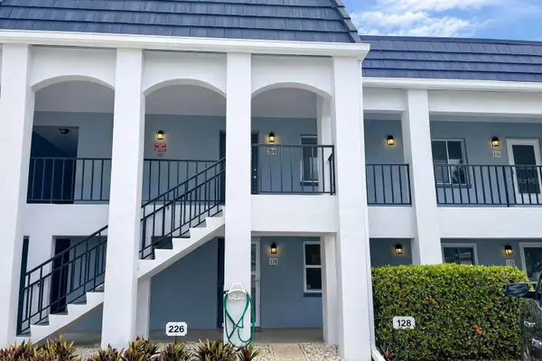 8651 10th Street N #228, ST PETERSBURG, FL 33702