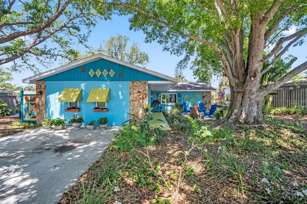 2159 Barcelona Way S, ST PETERSBURG, FL 33712