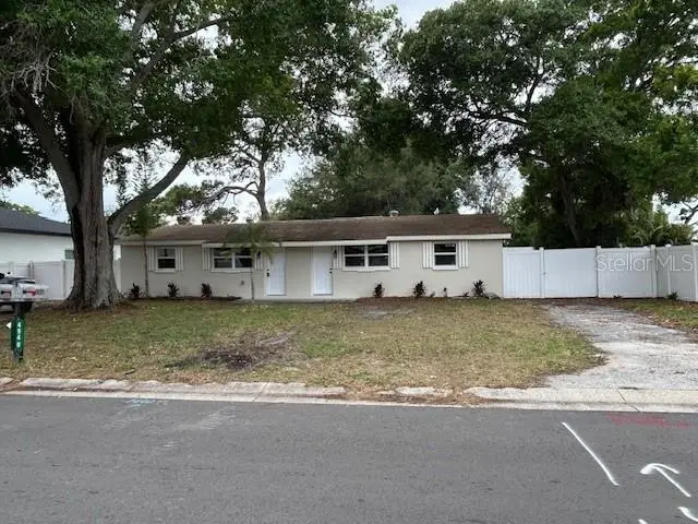 4930 72nd Street N, Saint Petersburg, FL 33709 - #2
