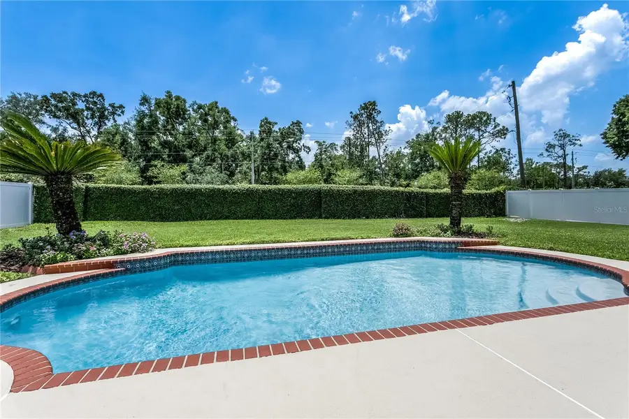 9203 Kingsridge Drive, Temple Terrace, FL 33637 - #3