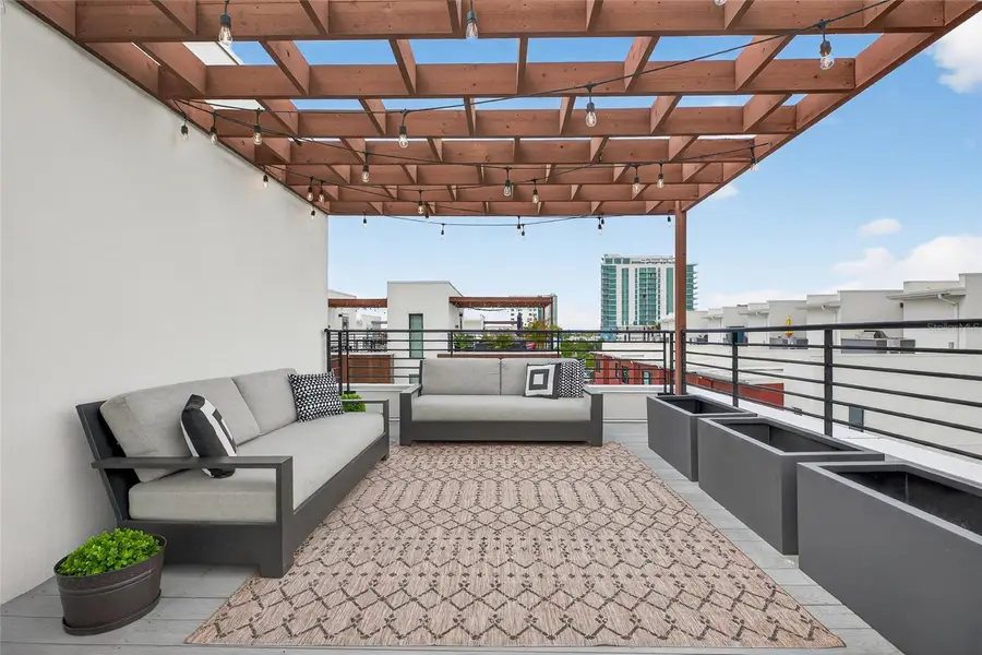 134 8th Street N, Saint Petersburg, FL 33701 - #2