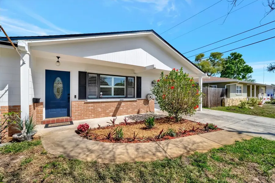 565 55th Avenue Ne, Saint Petersburg, FL 33703 - #3