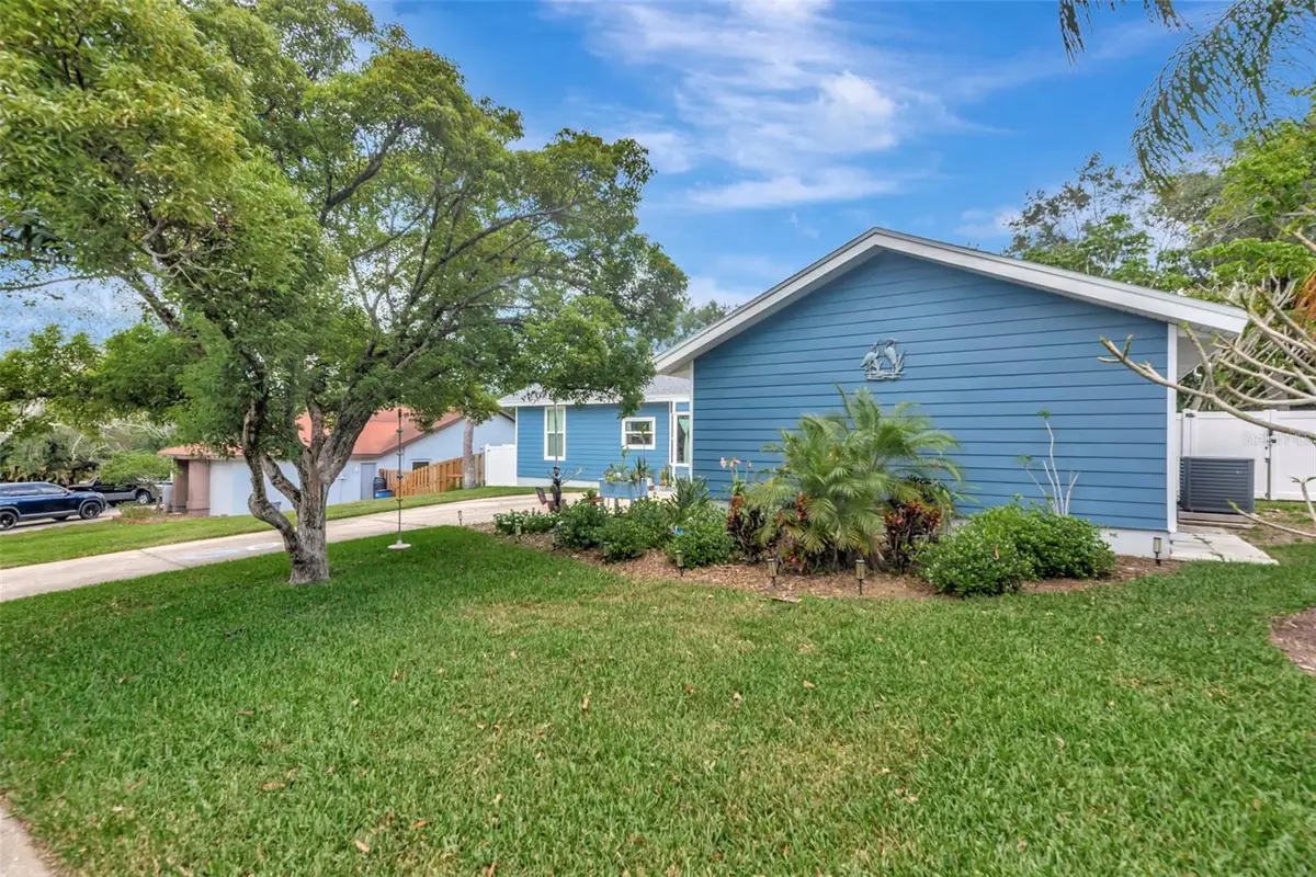 220 Normandy Circle W, Palm Harbor, FL 34683 - #1