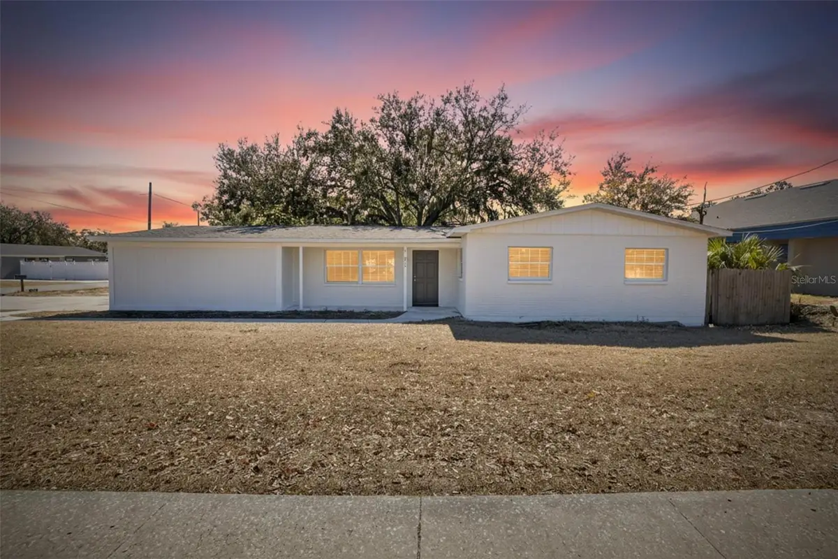 311 NE 5th Street, Mulberry, FL 33860 - #1