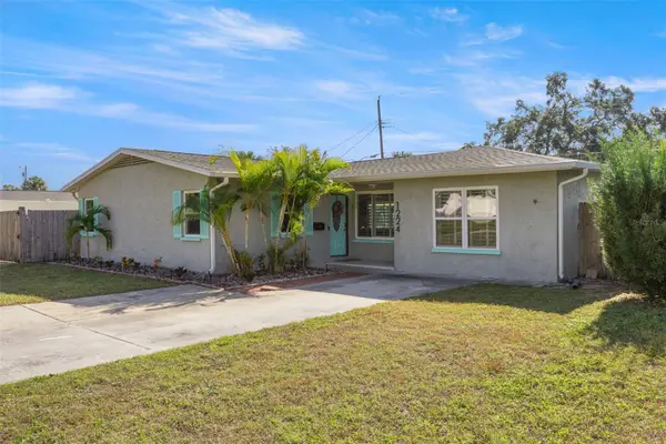 1224 80th Avenue N, ST PETERSBURG, FL 33702