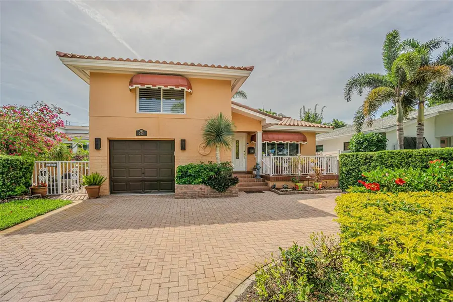 243 Snell Isle Boulevard Ne, Saint Petersburg, FL 33704 - #2