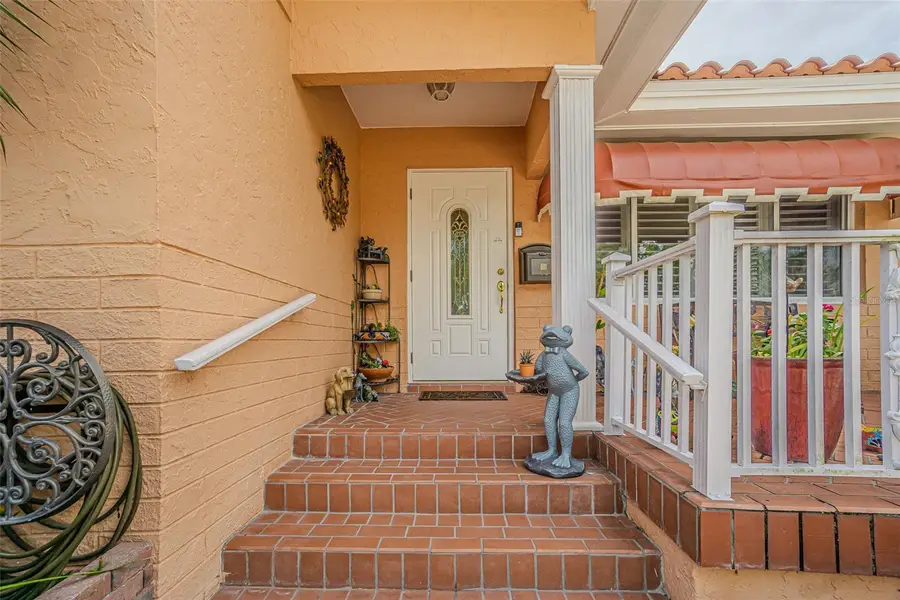 243 Snell Isle Boulevard Ne, Saint Petersburg, FL 33704 - #3