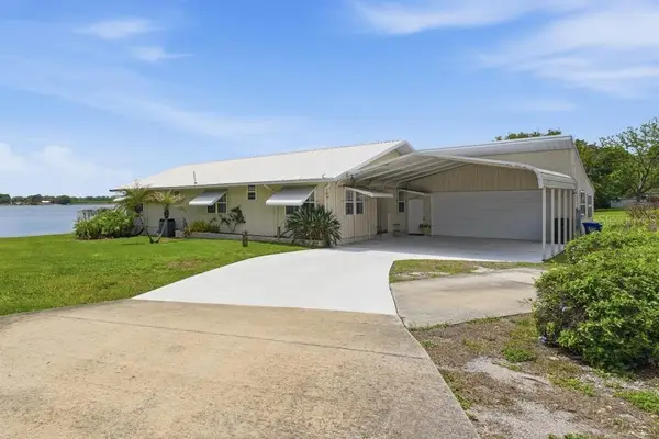 585 Sellars Drive, LAKE ALFRED, FL 33850