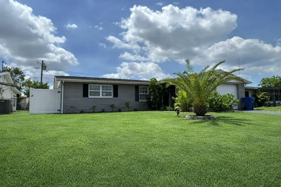 3748 Beechwood Drive, Holiday, FL 34691 - #2