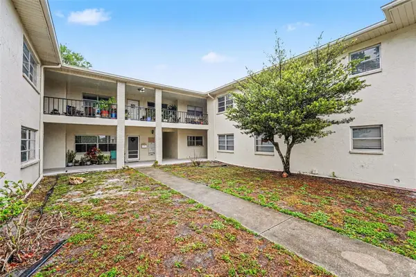 5051 75th Avenue N #4, PINELLAS PARK, FL 33781