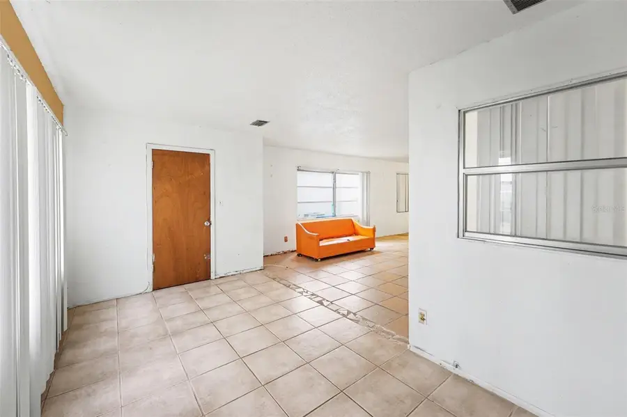 5051 75th Avenue N #4, Pinellas Park, FL 33781 - #3