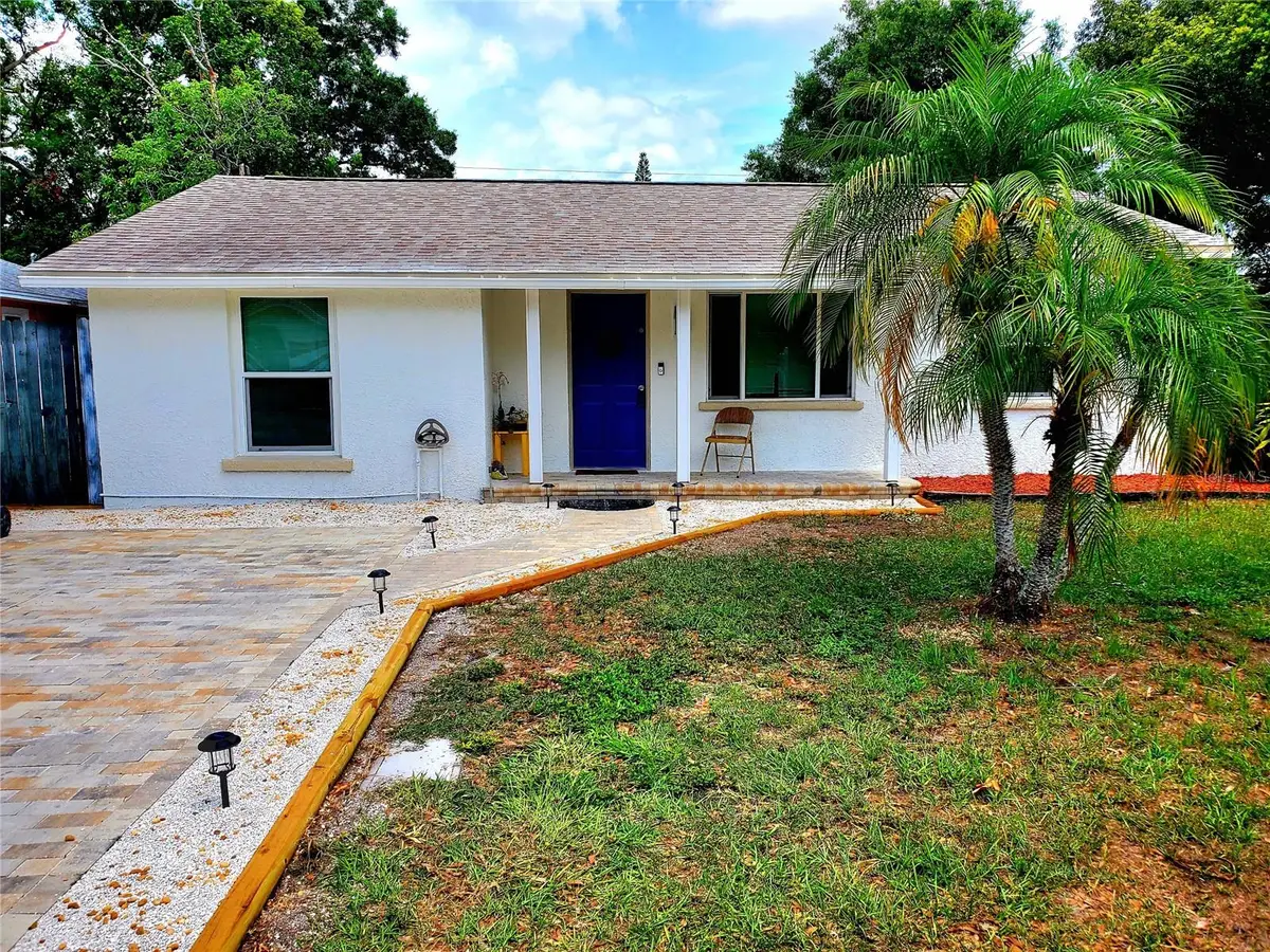430 1st Avenue Ne, Largo, FL 33770 - #1