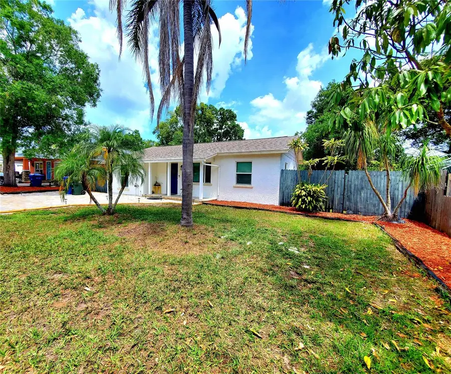 430 1st Avenue Ne, Largo, FL 33770 - #2