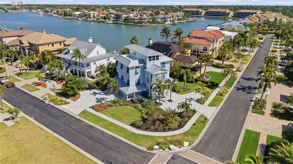 2813 Kipps Colony Drive S, GULFPORT, FL 33707