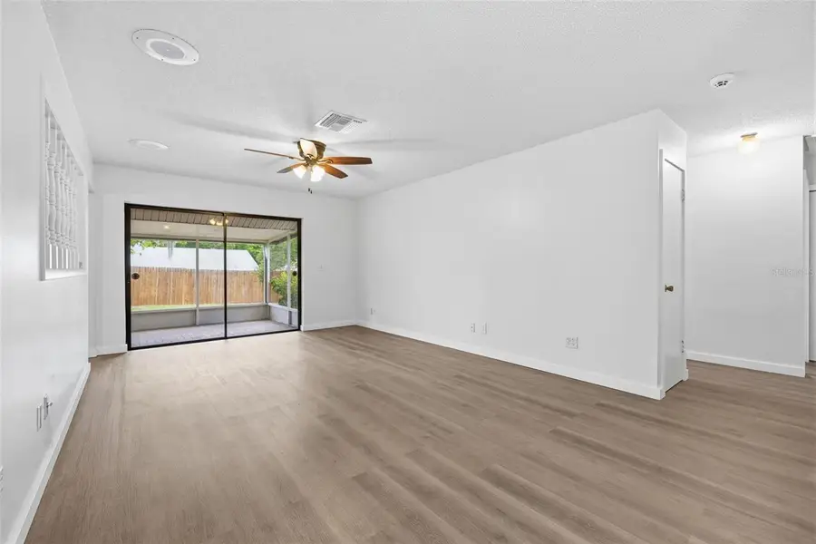 8522 Caladesi Island Drive, Temple Terrace, FL 33637 - #3