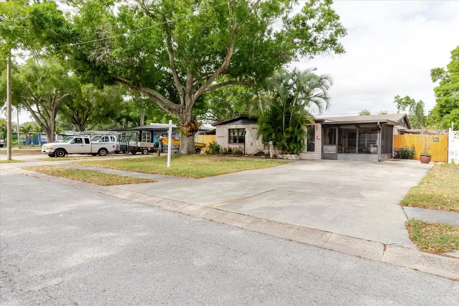 8300 54th Street N, Pinellas Park, FL 33781 - #3