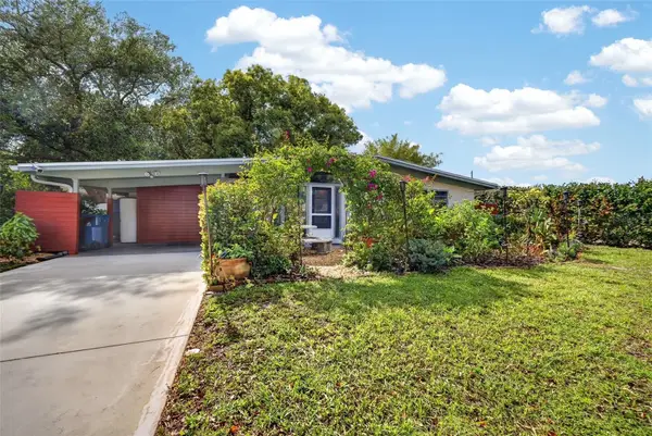 3962 60th Street N, ST PETERSBURG, FL 33709