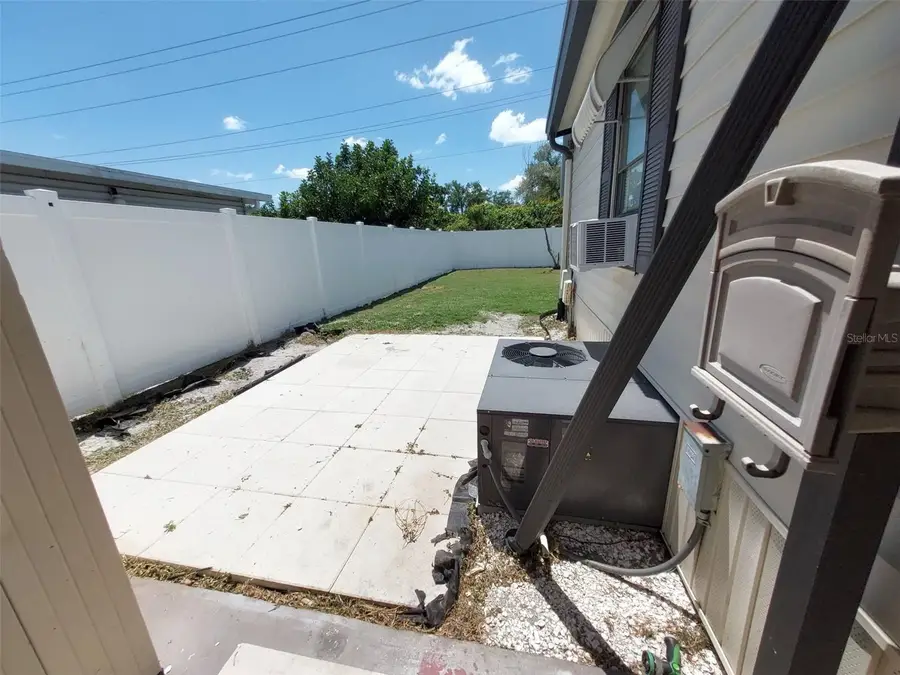 302 52nd Avenue Terrace E, Bradenton, FL 34203 - #3