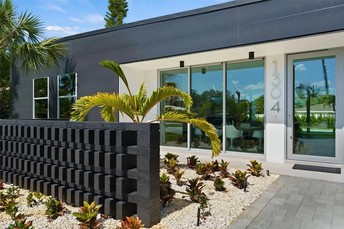 1304 Indian Rocks Road, Belleair, FL 33756 - #1