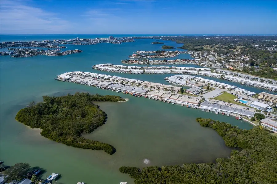 1 S Boca Ciega Point Boulevard #204, Saint Petersburg, FL 33708 - #2