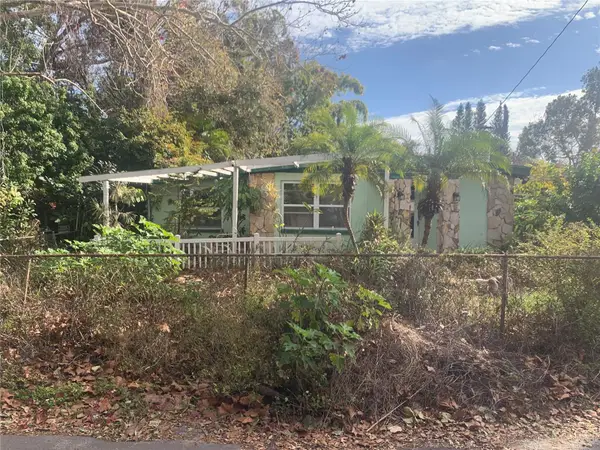 5853 39th Street N, ST PETERSBURG, FL 33714