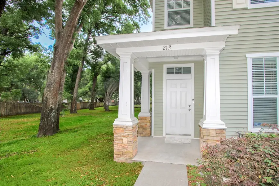 212 Golden Pond Court, Valrico, FL 33594 - #3