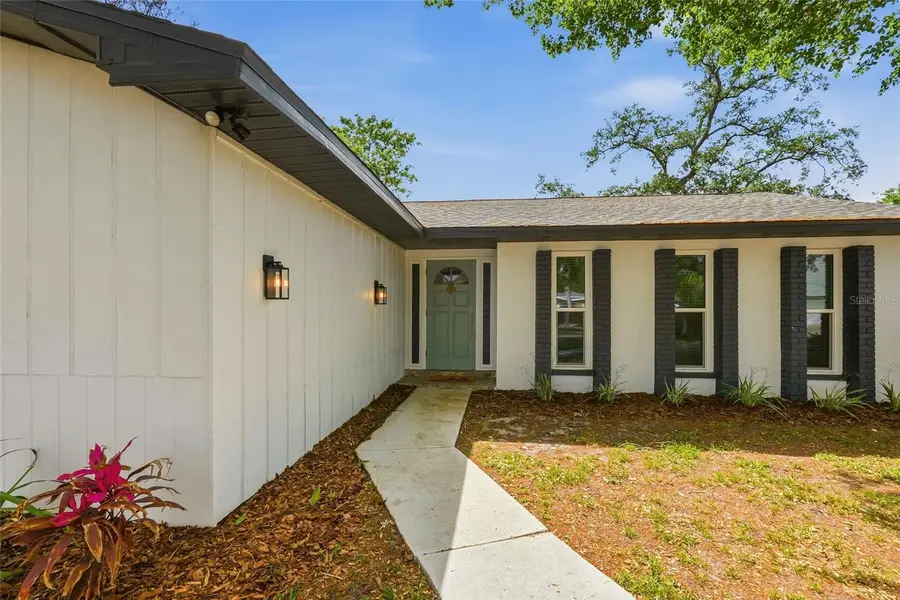 9516 Merrimoor Boulevard, Seminole, FL 33777 - #2