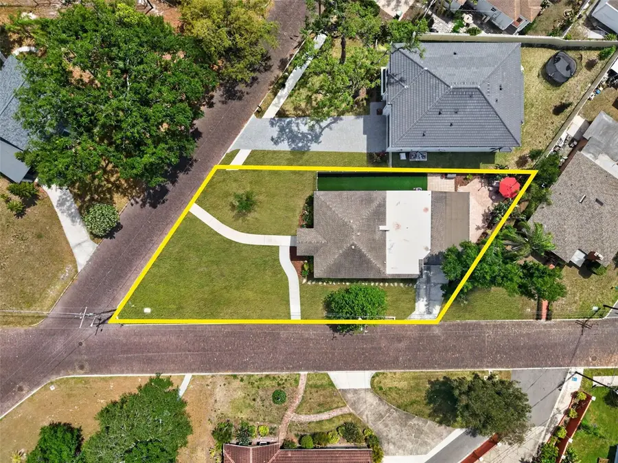 3318 N Ridge Avenue, Tampa, FL 33603 - #3